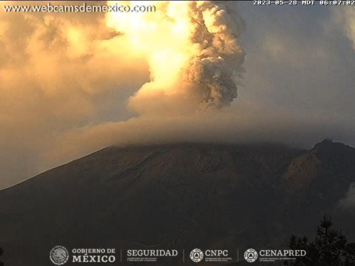 (VIDEO) Volcán Popocatépetl mantiene tremor de baja magnitud