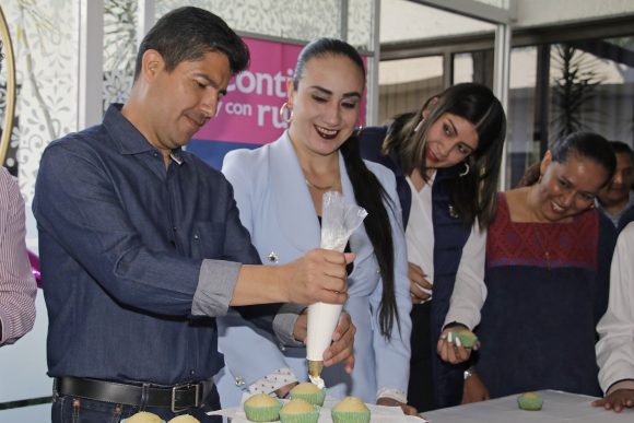 Capacitarán a 2 mil mujeres entre Ayuntamiento e ICATEP