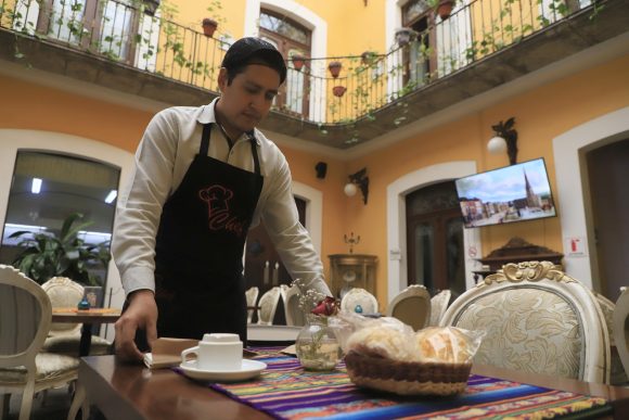 En Puebla, incrementan 15.9% empleos en hoteles y restaurantes