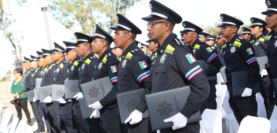 Se gradúan 61 policias en la Ciudad de Puebla