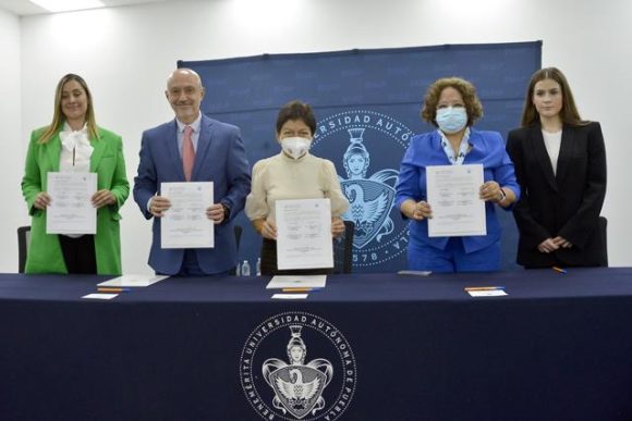 La BUAP establece vínculos sólidos en beneficio de la práctica profesional de sus estudiantes