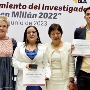 Reconoce SEP con Medalla “María del Carmen Millán” a docente y estudiante BUAP