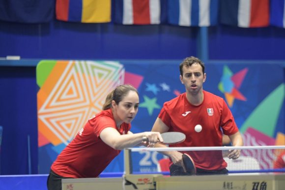 Yadira Silva y Marcos Madrid ganan oro en doble mixtos de tenis de mesa