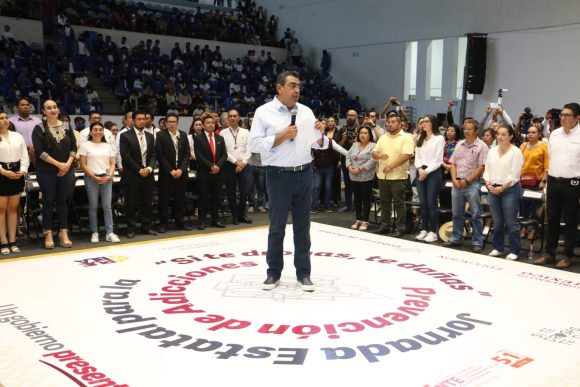 Garantizar futuro y desarrollo pleno de jóvenes, prioridad del gobierno de Puebla