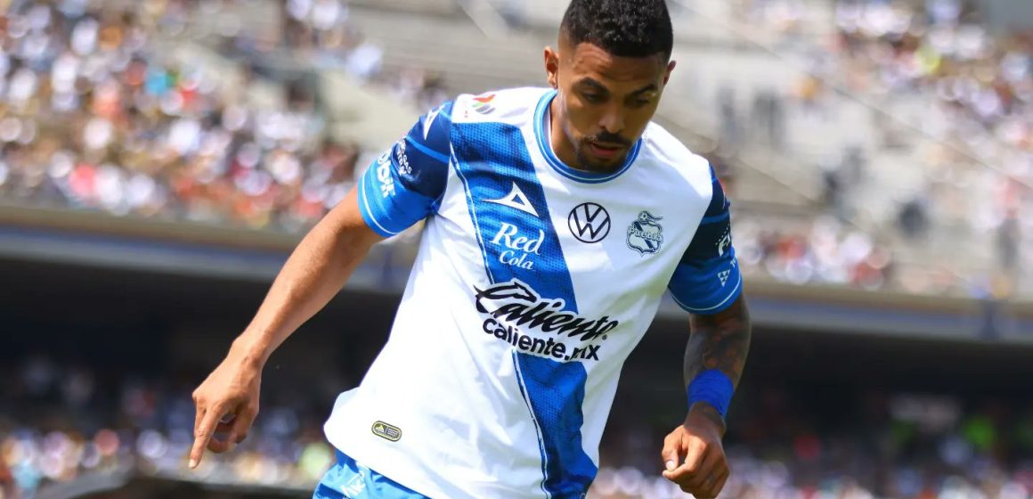 Emanuel Gularte deja al Puebla y jugará a préstamo con el Querétaro