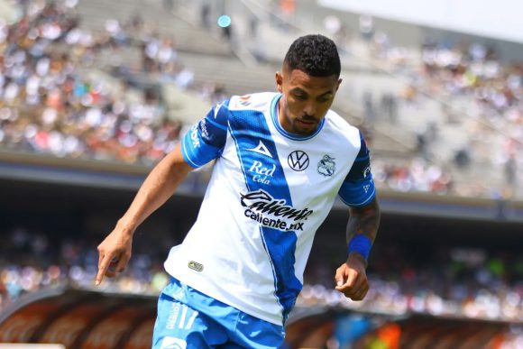 Emanuel Gularte deja al Puebla y jugará a préstamo con el Querétaro