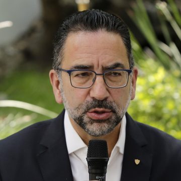 “La fragilidad de la alianza y la tibieza de la oposición” en Puebla, está allanando el camino a Morena: Javier Lozano