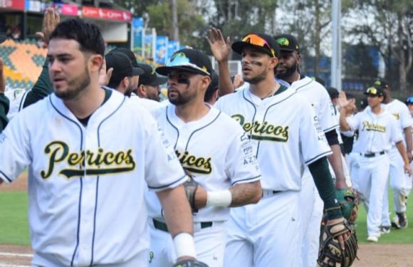 Los Pericos completaron la barrida ante los Guerreros en el Hermanos Serdán