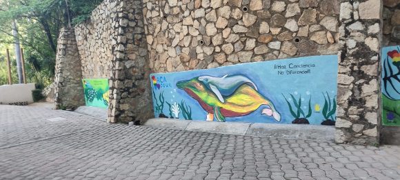 358117362_608215688102867_8573070415455546192_n Niños mexicanos con síndrome de Down pintan murales