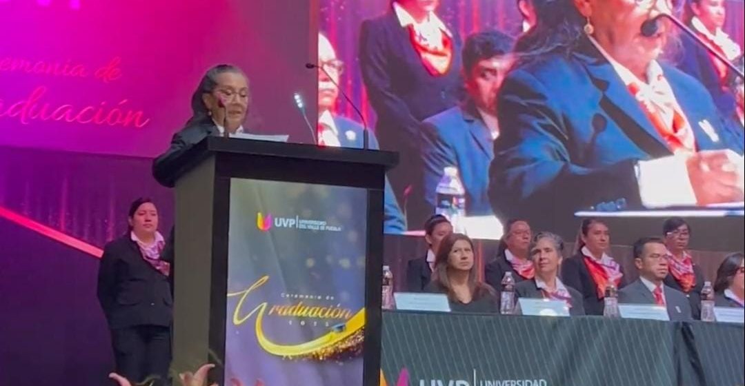 UVP celebra graduación de 495 estudiantes