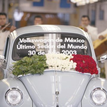 Se conmemora el vigésimo aniversario de la producción del último Volkswagen Sedan