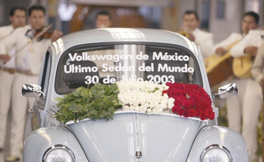 Se conmemora el vigésimo aniversario de la producción del último Volkswagen Sedan