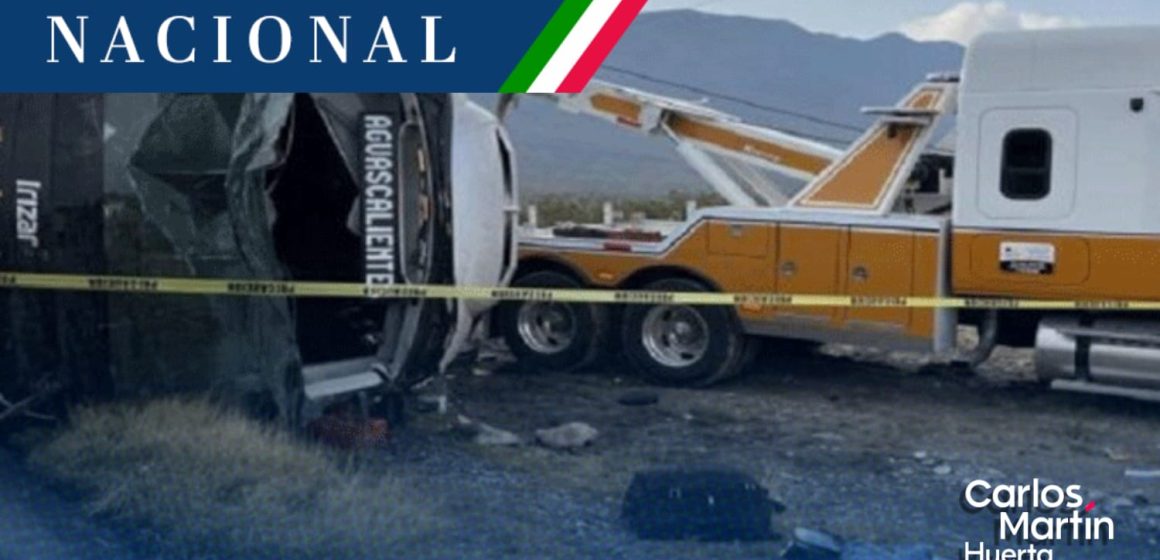 Volcadura de autobús en Zacatecas deja ocho muertos y 30 heridos