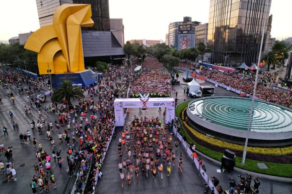 Muere corredor durante el Medio Maratón de la CDMX 2023