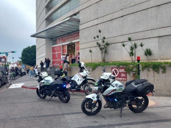 Balacera en plaza Las Américas de Morelia, Michoacán; hay dos muertos