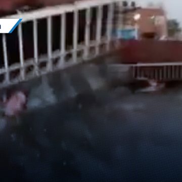 Reportero salva a un hombre de ahogarse durante las lluvias en Atlixco