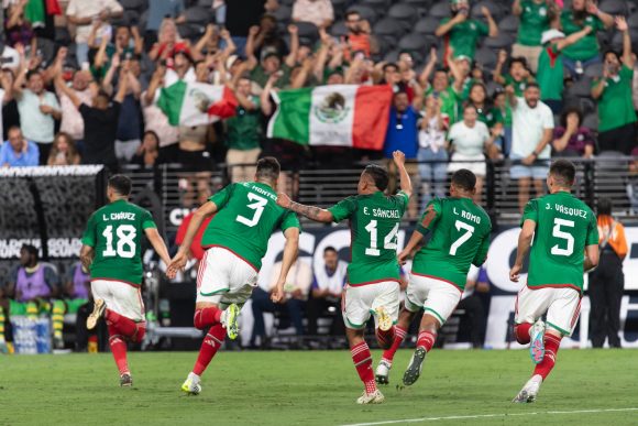 La Selección Mexicana golea a Jamaica y cumple con el boleto a la Final de la Copa Oro