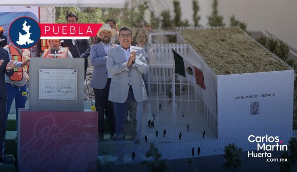 Colocan la primera piedra de la nueva sede del Congreso del Estado de Puebla