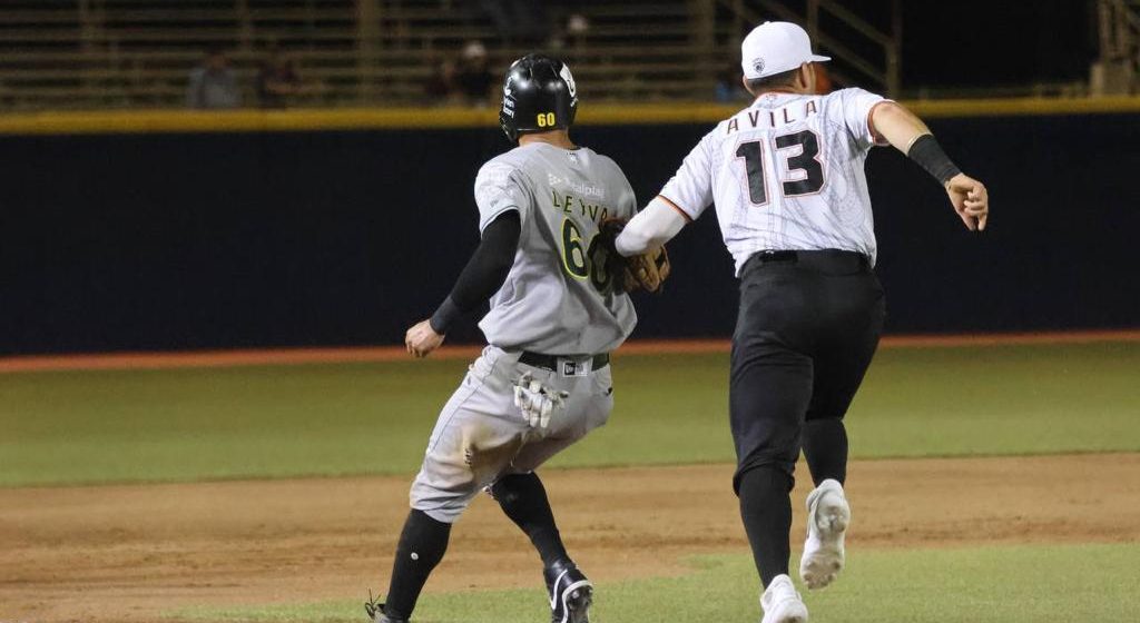 Los Guerreros superaron a los Pericos y se quedaron con la serie en el Eduardo Vasconcelos