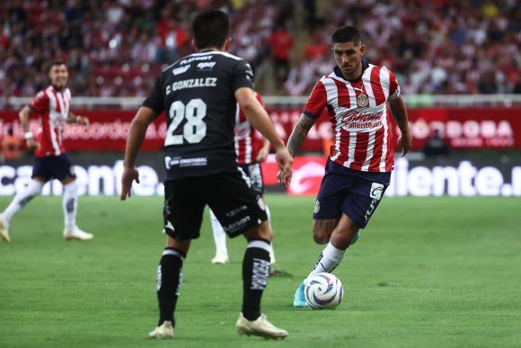 Las Chivas le pegan al Necaxa y suman su tercer triunfo consecutivo