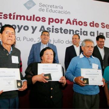 Cuenta magisterio poblano con respaldo total del gobierno estatal: Sergio Salomón