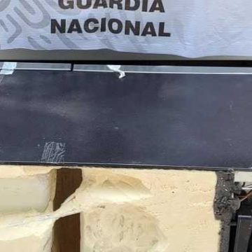 En Sinaloa, Guardia Nacional asegura aparente cristal, oculto en frigobar