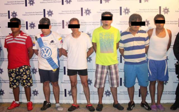 Un muerto y 10 detenidos dejó tiroteo en el Mercado Morelos Puebla