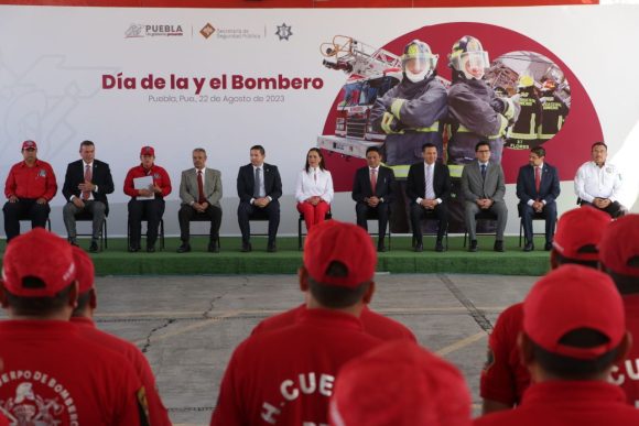 Labor de cuerpo de bomberos, invaluable para la comunidad: Gaby Bonilla