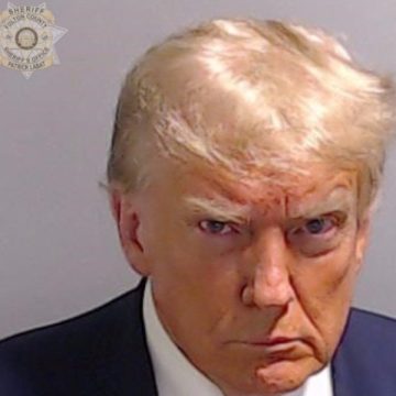 Se publica imagen de Donald Trump detenido