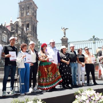 Presenta gobierno estatal a los embajadores del Maratón Puebla 2023