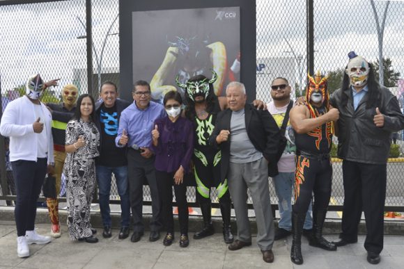 Inauguran exposición fotográfica “Lucha libre, adrenalina, cultura y emoción”