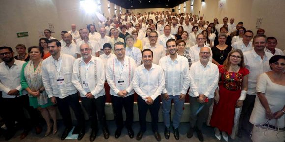 Participa Cedillo Ramírez en el Encuentro Nacional de Rectores Universia 2023