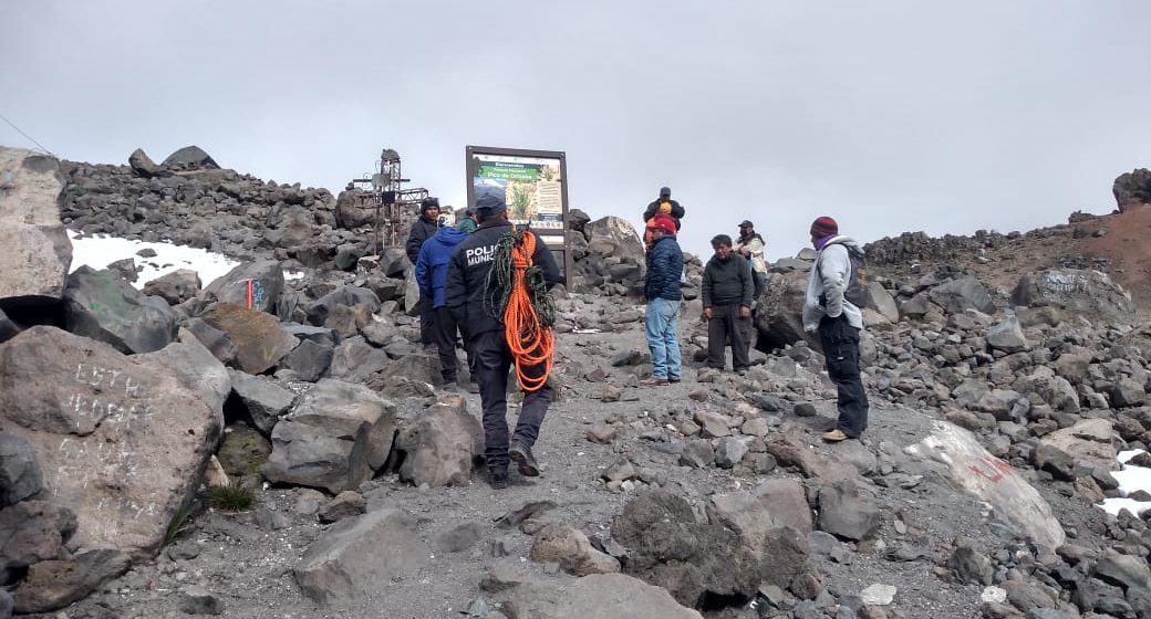Alpinistas mueren en el volcán Citlaltépetl