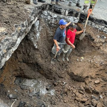 Aparece socavón en la colonia Roma