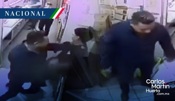 (VIDEO) Hombre da golpiza a empleado de Subway por no atenderlo rápido