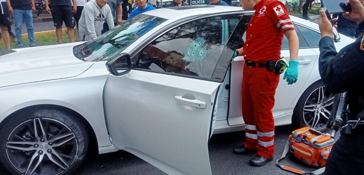 Asesinan a conductor en Viaducto de CDMX