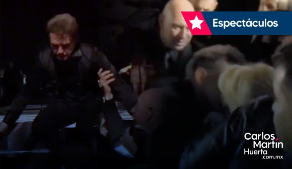 VIDEO Luis Miguel detiene concierto para besar a una mujer