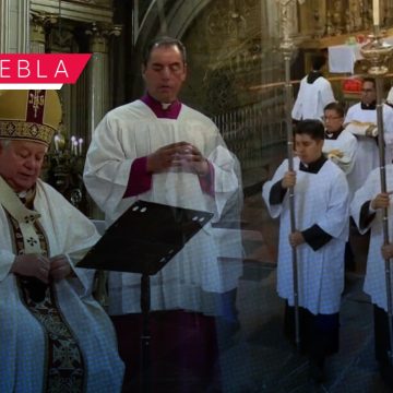 Ordenan a 15 nuevos diáconos en la Catedral de Puebla