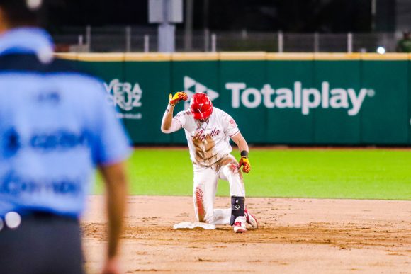 El Águila venció a los Pericos y se quedó con la serie en el séptimo partido