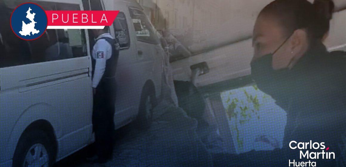 Pasajeros confrontan a carteristas en Puebla; aquí las imágenes