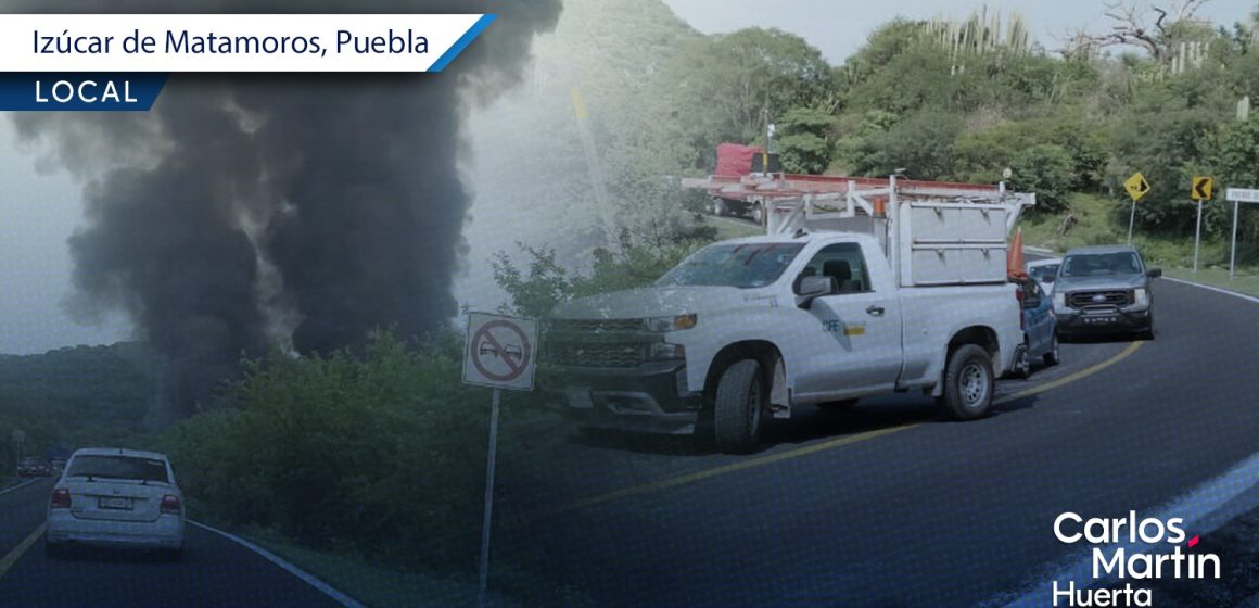 (VIDEO) Choca y explota pipa en carretera Izúcar – Acatlán