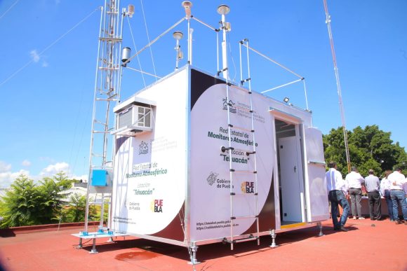 Inaugura Sergio Salomón estación de monitoreo en Tehuacán