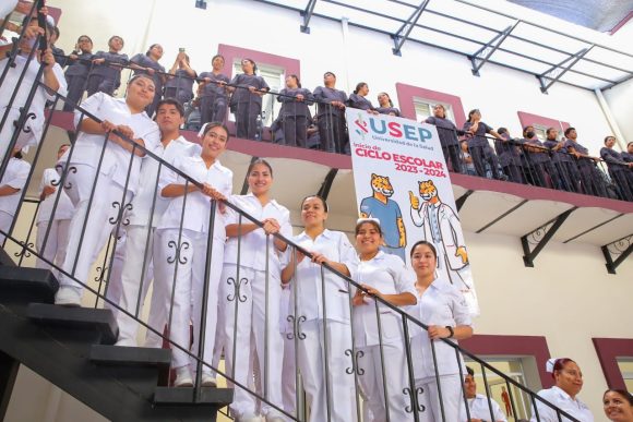 Céspedes Peregrina entregó Rehabilitación de la Universidad de la Salud del Estado de Puebla