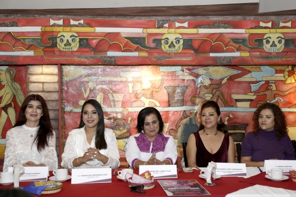 Mujeres poblanas buscan generar agenda de género y entregarla a Claudia Sheibaum