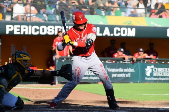 El Águila se impone a los Pericos y habrá quinto juego en la Serie