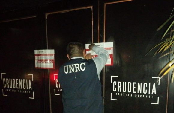 Clausura el Ayuntamiento de Puebla cinco comercios por irregulares