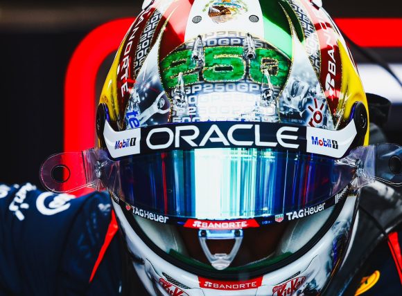 Checo Pérez termina octavo en el GP de Singapur