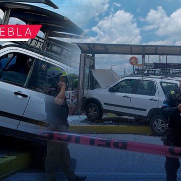 (VIDEO) Camioneta choca contra paradero y deja 10 heridos en Las Torres