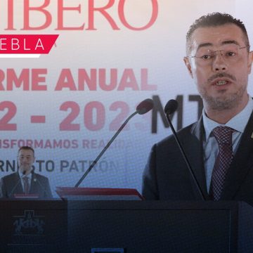 Rector de la Ibero Puebla, Mario Ernesto Patrón, rindió su cuarto informe