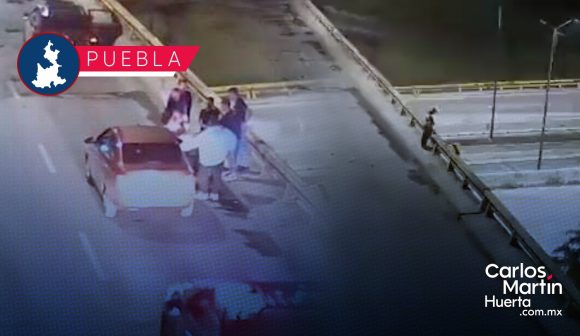 Mujer intenta quitarse la vida en puente de Periférico Ecológico